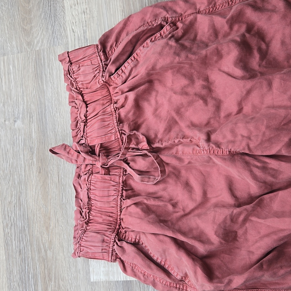 SO high rise jogger M lyocell light brick red pants - Picture 3 of 5